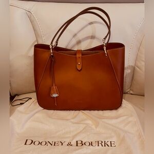 Dooney & Bourke Alto Camilla Large Satchel - 
NEW UNUSED / UNWORN